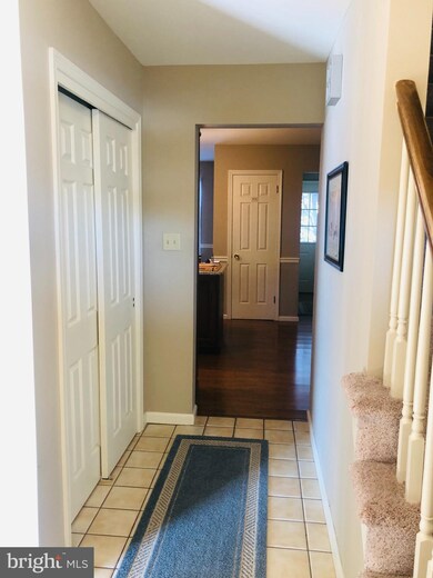 1520 Colony Dr, Reading, PA 19610 - photo 4