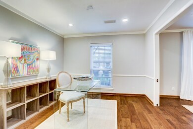 10035 Overbrook Ln, Houston, TX 77042 - photo 5