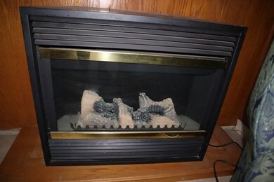 35 Red Brook Ln, Orange, MA 01364 - photo 7