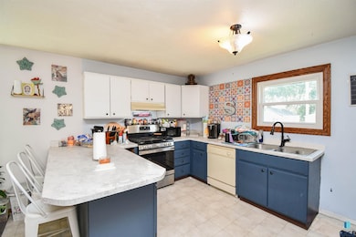 421 W 7th St, Canton, SD 57013 - photo 6