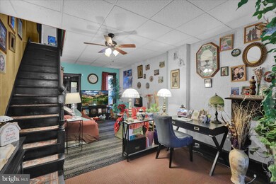 912 Locust St, Reading, PA 19604 - photo 5