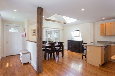 40 Cornwall St, Portsmouth, NH 03801 - photo 4