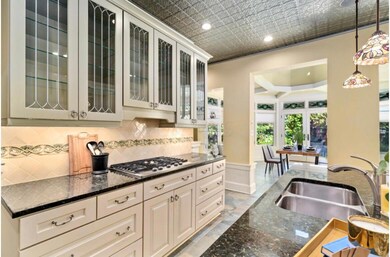 148 Buttles Ave, Columbus, OH 43215 - photo 4