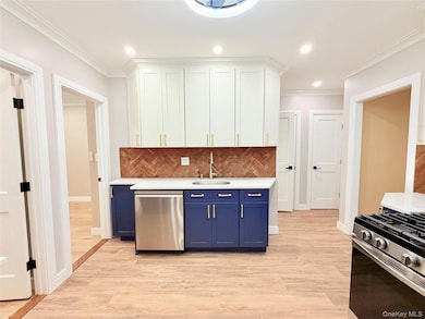 5985 57th Dr unit 2, Maspeth, NY 11378 - photo 7