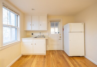 1026 Chestnut St unit 2A, Newton, MA 02464 - photo 4