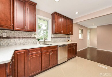 862 Ridge Rd, Monmouth Junction, NJ 08852 - photo 7