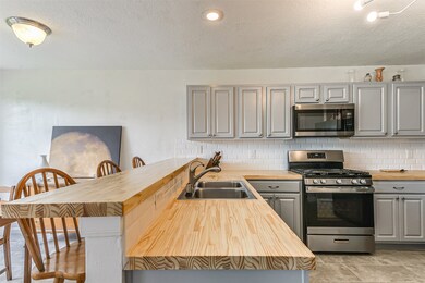 4004 Ivywood Dr, Pearland, TX 77584 - photo 7