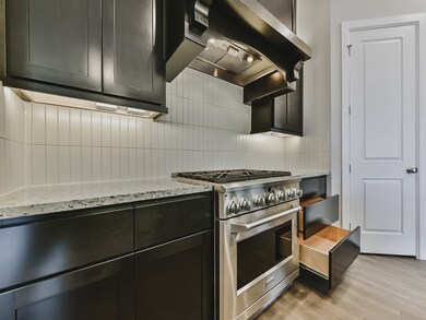 1715 Waterbury Way, Houston, TX 77055 - photo 7