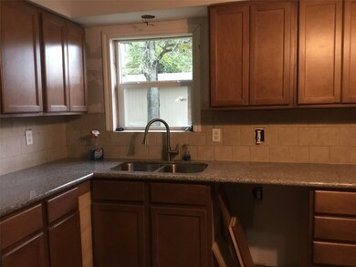 9918 Santa Monica Blvd, Houston, TX 77089 - photo 5