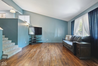 3042 Fairlawn Dr, Columbus, IN 47203 - photo 7