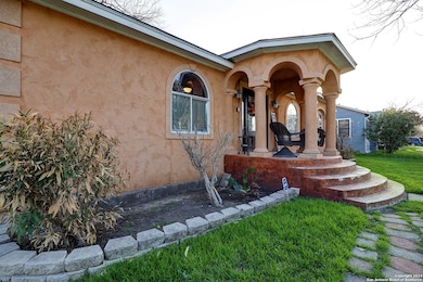 402 Hermine Blvd, San Antonio, TX 78212 - photo 3