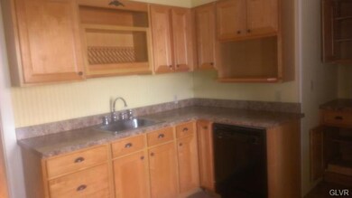 2245 Fairview Ave, Easton, PA 18042 - photo 6