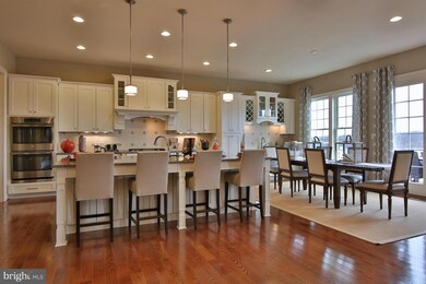 104 Castle Oak Ct, Clarksburg, MD 20871 - photo 4