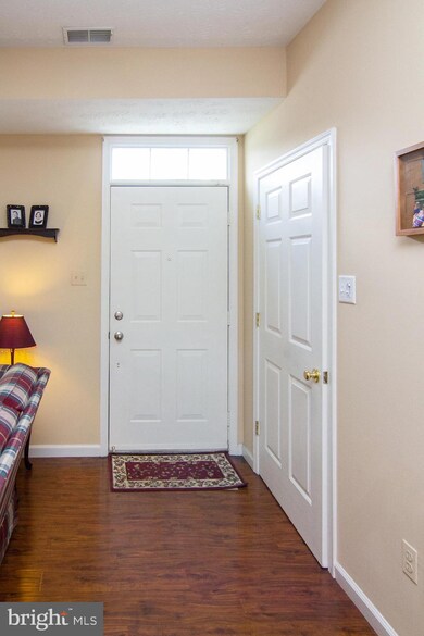 6456 Benjamins Ct, Sykesville, MD 21784 - photo 3