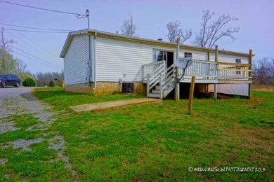 205 Ritch Ln, Shelbyville, TN 37160 - photo 5