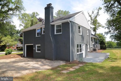 16 Fairway Dr, Malvern, PA 19355 - photo 7