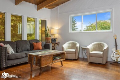 08-Living Room-7951
