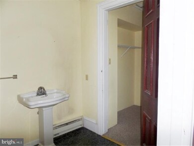 10 S Reading Ave unit 3D, Boyertown, PA 19512 - photo 2