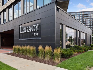 1240 S 2nd St unit 704, Minneapolis, MN 55415 - photo 2