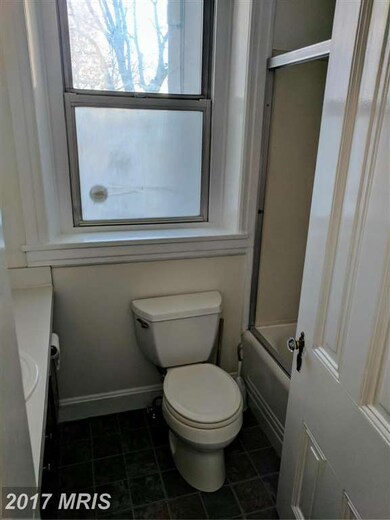 335 S Potomac St unit 335 1/2, Hagerstown, MD 21740 - photo 5