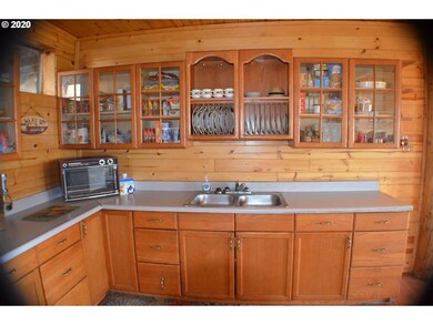 31595 Dixie Creek Rd, Prairie City, OR 97869 - photo 6