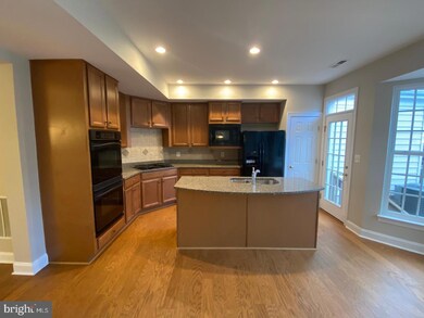 22962 Fanshaw Square, Ashburn, VA 20148 - photo 5