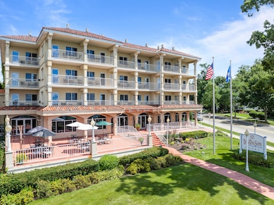 335 Wrigley Dr unit 308, Lake Geneva, WI 53147 - photo 2