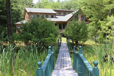 221 Covered Bridge Dr, Hawley, PA 18428 - photo 4