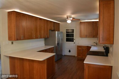 12909 Forest View Dr, Beltsville, MD 20705 - photo 3