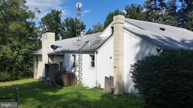 17209 Waterloo Rd, Amissville, VA 20106 - photo 3