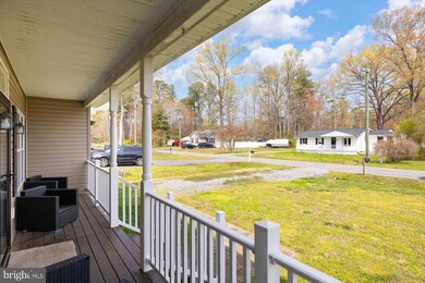 339 Monroe Dr, Colonial Beach, VA 22443 - photo 2