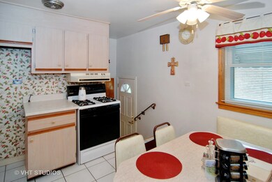 9972 Montrose Ave, Schiller Park, IL 60176 - photo 5