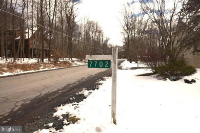 7702 Lake Shore Dr, Pocono Lake, PA 18347 - photo 4