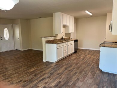 1217 N Rusk St, Weatherford, TX 76086 - photo 7