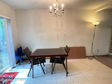 612 Whipporwill Dr, Bushkill, PA 18324 - photo 5