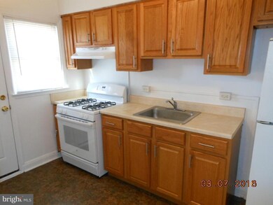 1357 Pentwood Rd, Baltimore, MD 21239 - photo 6