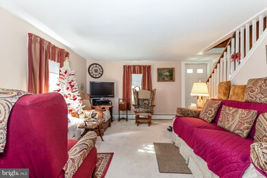 410 S 11th St, Purcellville, VA 20132 - photo 3