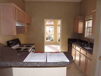 6976 Parkbrook Ln, Cordova, TN 38018 - photo 6