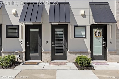 105 Laurel Ct unit C, Royal Oak, MI 48067 - photo 2