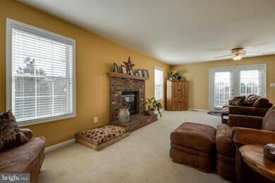 5345 Ambler Dr, Warrenton, VA 20187 - photo 4