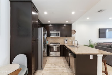 327 Newbury Vista Ln, Newbury Park, CA 91320 - photo 3