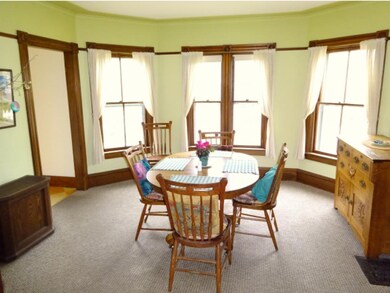 Music room/LR into DR
