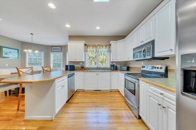 132 Pointe O Woods Dr, Huddleston, VA 24104 - photo 3