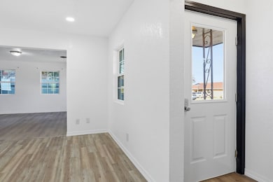 815 NW 6th St, Guymon, OK 73942 - photo 3