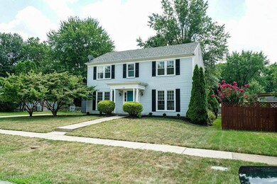 9102 Thelma Ln, Louisville, KY 40220 - photo 3