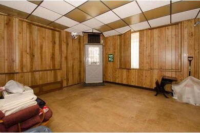 4497 Edgemont St, Philadelphia, PA 19137 - photo 5