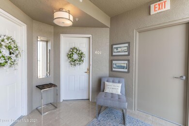 Center Hallway