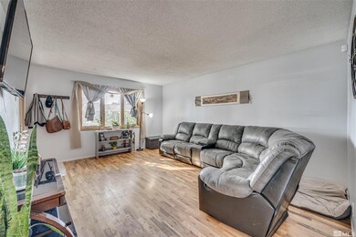 300 Gault Way, Sparks, NV 89431 - photo 6