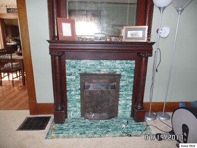 105 E Ross St, Danville, OH 43014 - photo 4