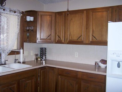 Island with Range/Oven built in, Double sink, Wood